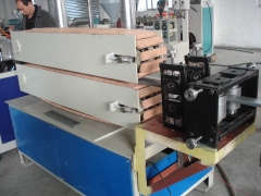 PS Imitate Wood Board Extruder